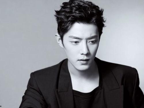 胡歌肖战最新爆料,揭秘娱乐圈背后的故事与真相  第1张